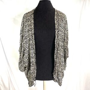 Kimono black and white womens long short sleeve